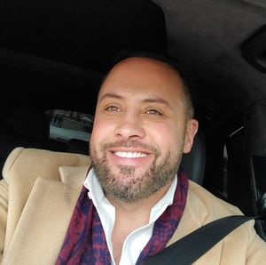 Meet your Posher, Yousef